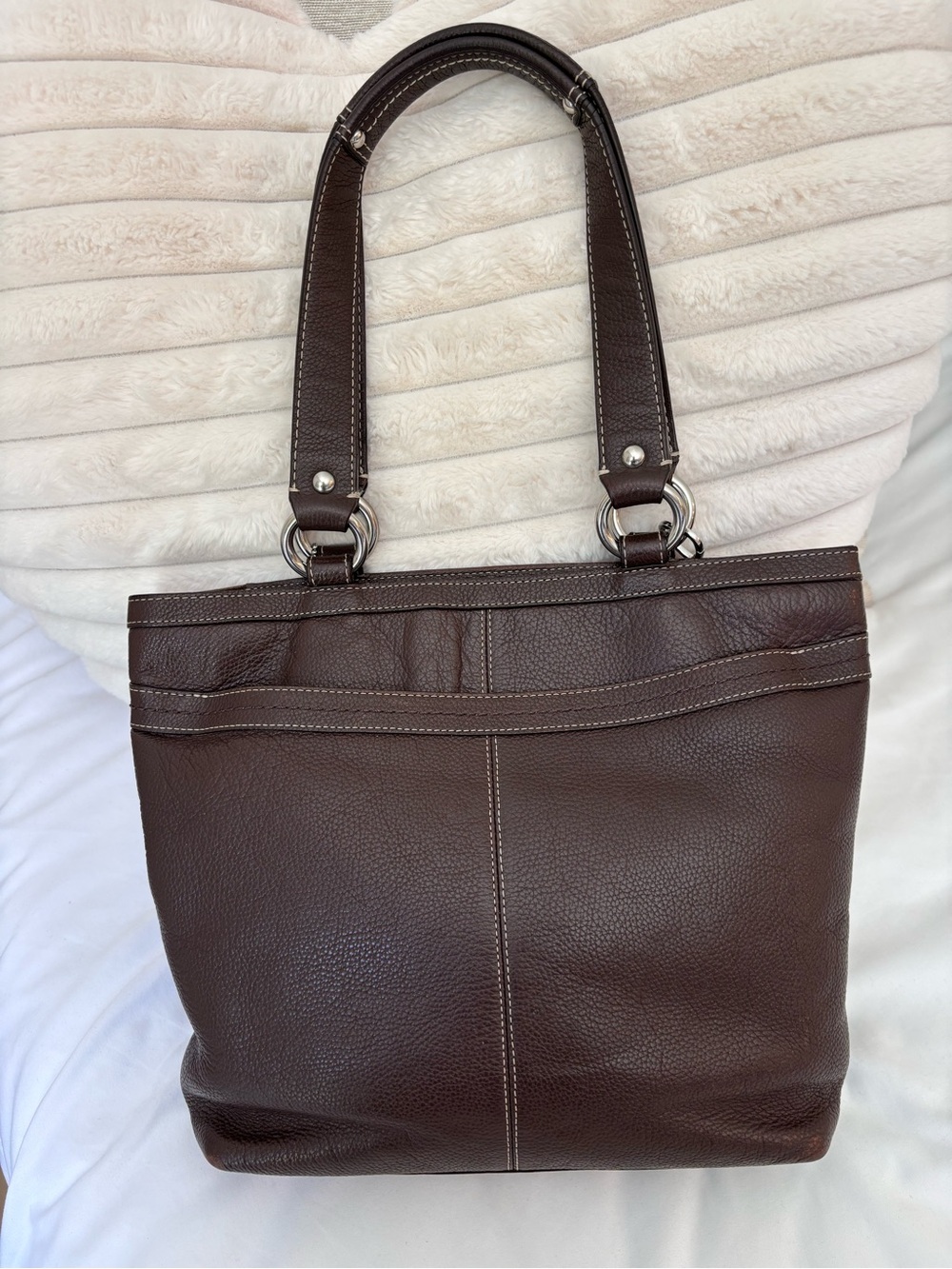 2010 Coach Penelope Brown Pebbled Leather Shoulder Bag14683 - Picture 2 of 6
